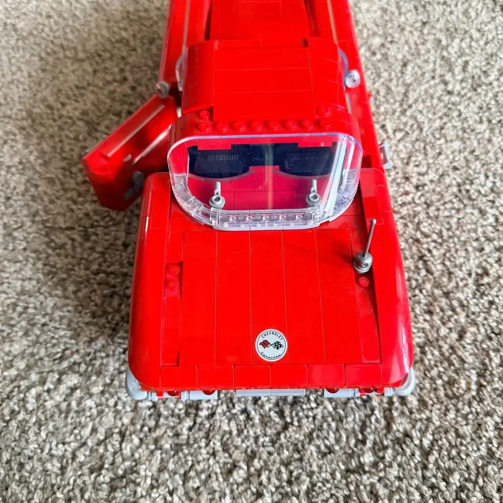 LEGO Icons Chevrolet Corvette 1961 Set 1032 COMPLETED with Instructions